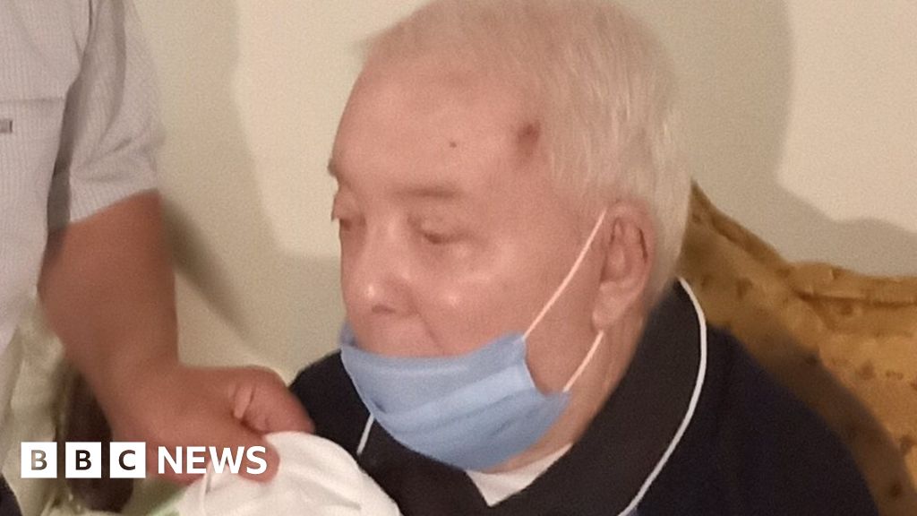 Coronavirus in Algeria: 'No-one could travel to say goodbye to grandpa'