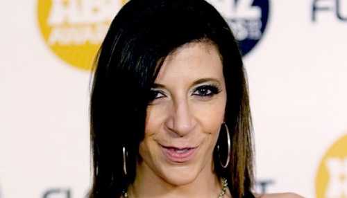 #RealBeaters Twitter Gets Sara Jay Trending Once Again, The Legend Is Saluted