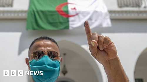 Algeria election: Voting under way in parliamentary poll