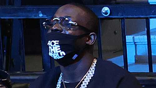 Bobby Shmurda gifts food, haircuts to underprivileged families for Father's Day Bobby Shmurda gifts food, haircuts to underprivileged families for Father's Day