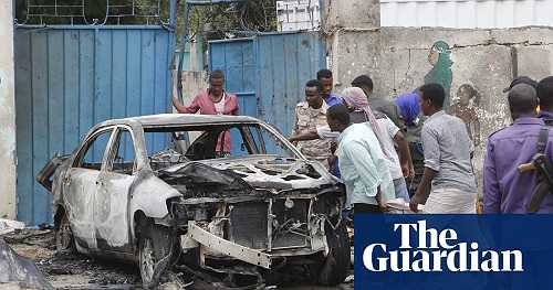 Mogadishu car bomb blast near presidential palace kills eight