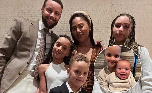 STEPHEN CURRY POSES IN SWEET FAMILY PHOTO WITH WIFE AYESHA AND KIDS