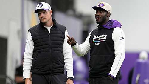 What is the Vikings' draft strategy with limited resources?