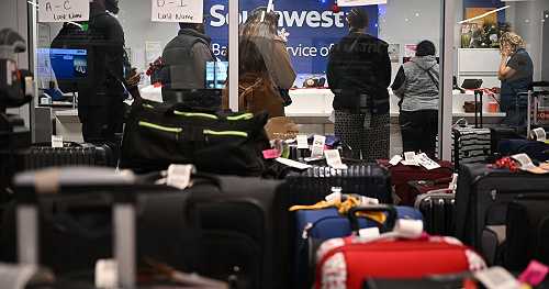 As their policies shift, see how much U.S. airlines are making in checked bag fees