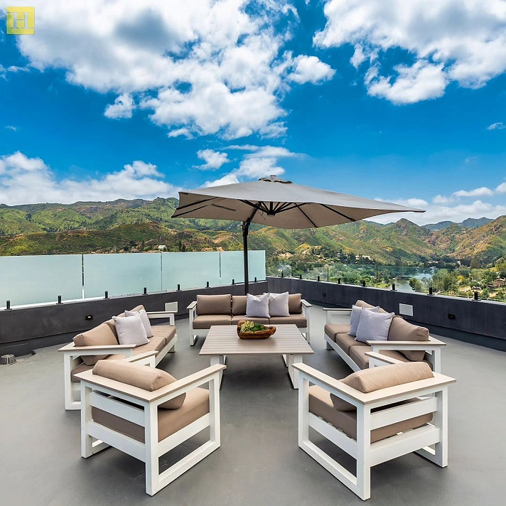 #BillionDollarDreams